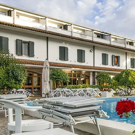 El Prado 3* Cervia